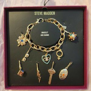 Steve Madden Charm Bracelet Jewelry New With Box Gold Tone Customizable NEW